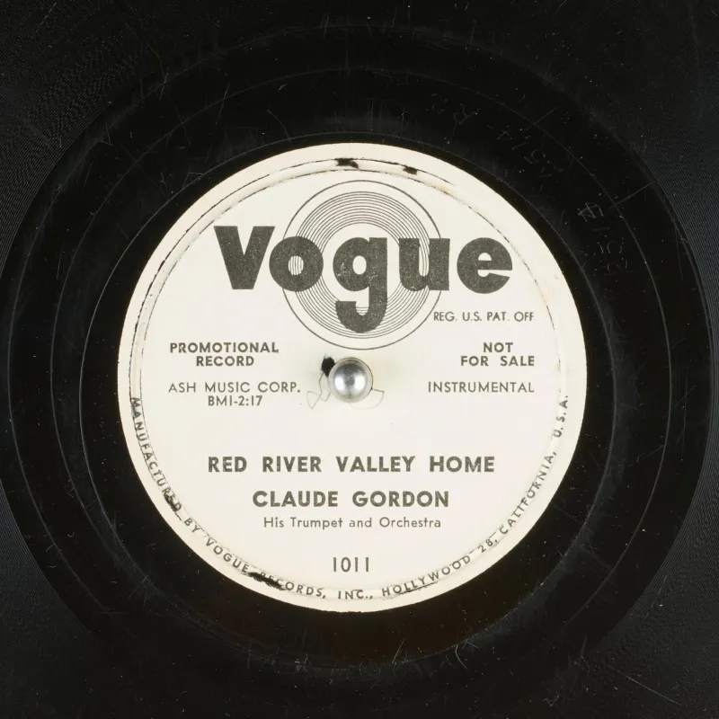 Claude Gordon plays Red River Valley